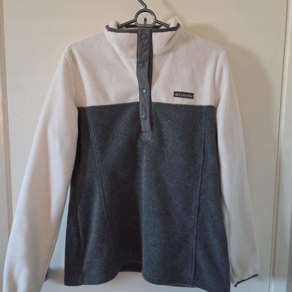 Columbia Two-Tone Snap Pullover - Cream & Charcoal